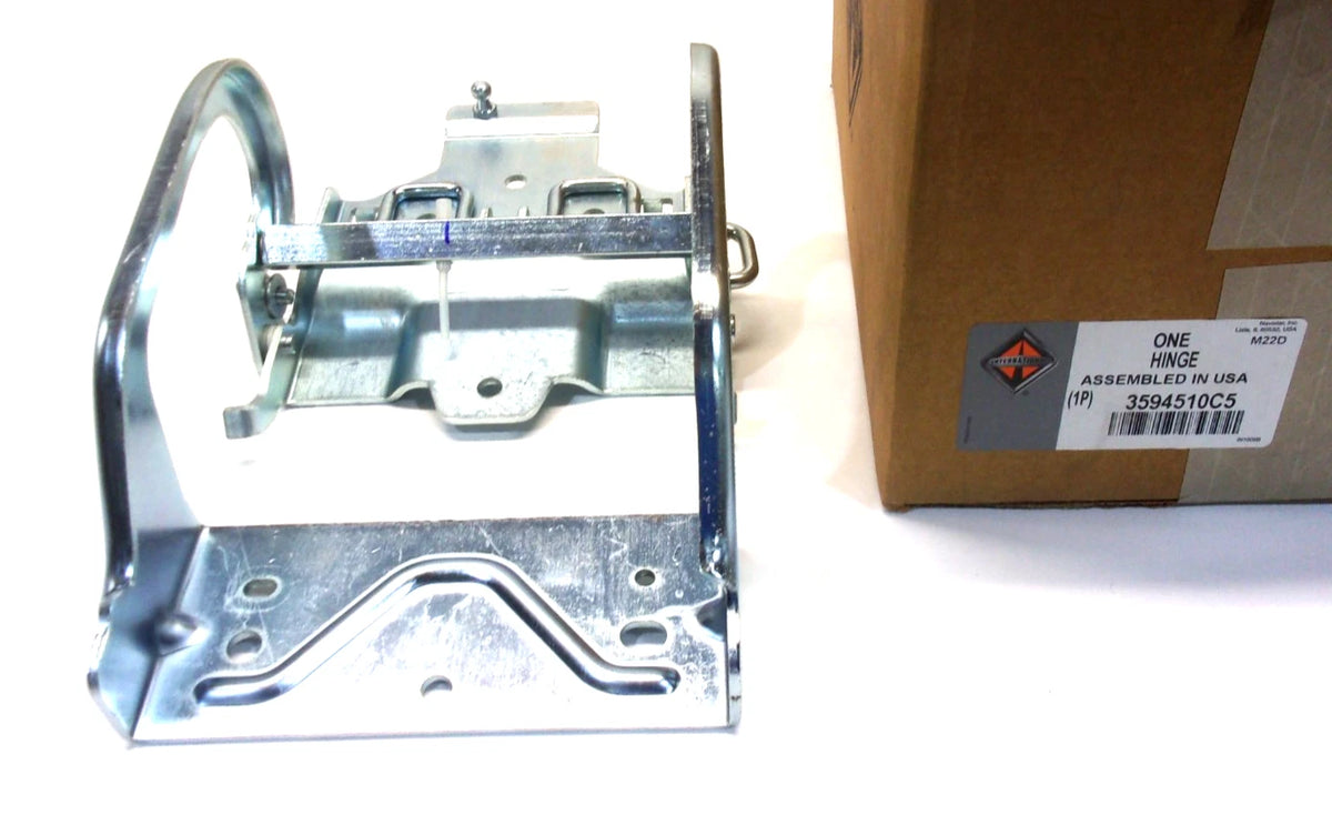 Luggage Door Hinge for International (3594510C4, 3594510C5)