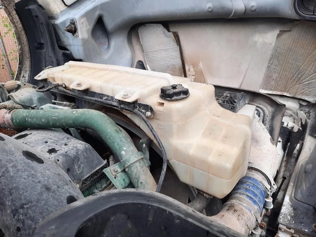 Radiator Overflow Tank for Volvo VNL (2017)