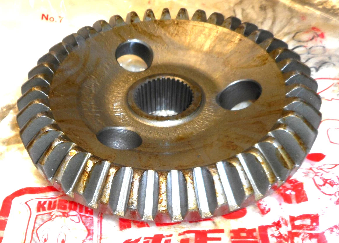 Bevel Gear for Kubota L295DT (OEM 37800-43660)