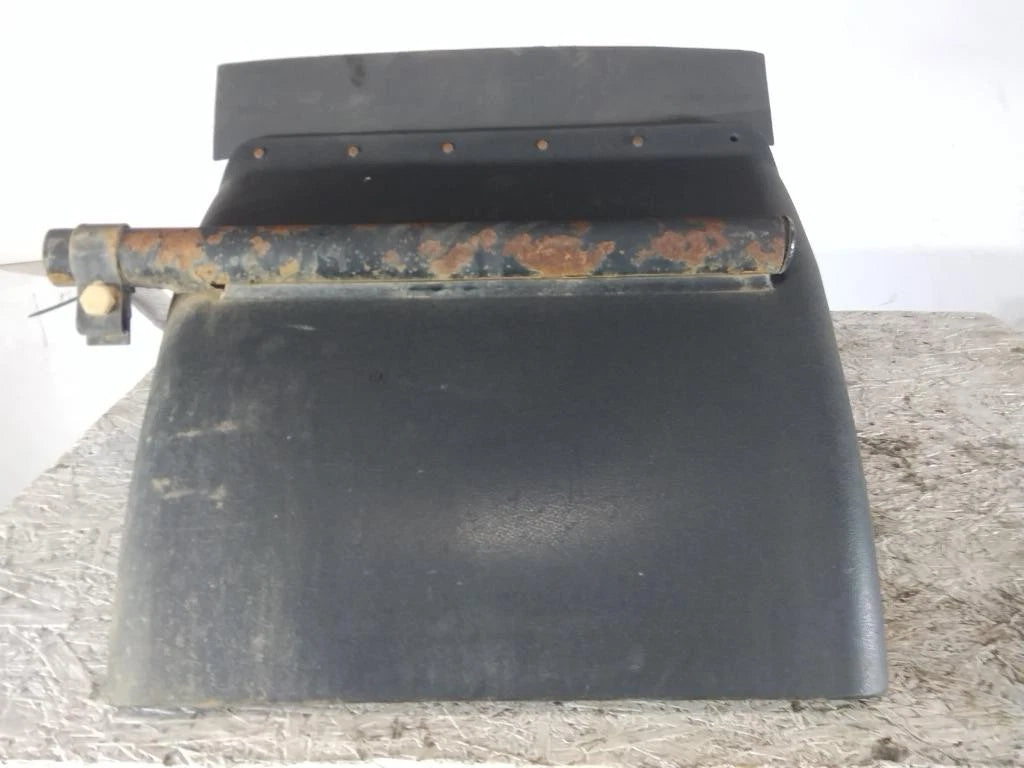 Left Rear Quarter/Half Fender for Kenworth T880 (2016)