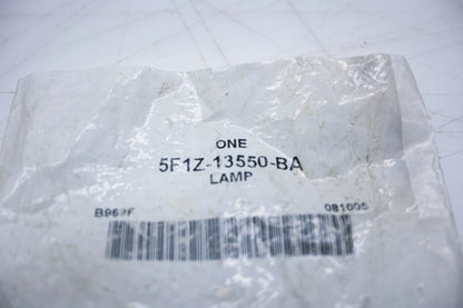 License Plate Lamp Assembly for Ford (5F1Z-13550-BA)