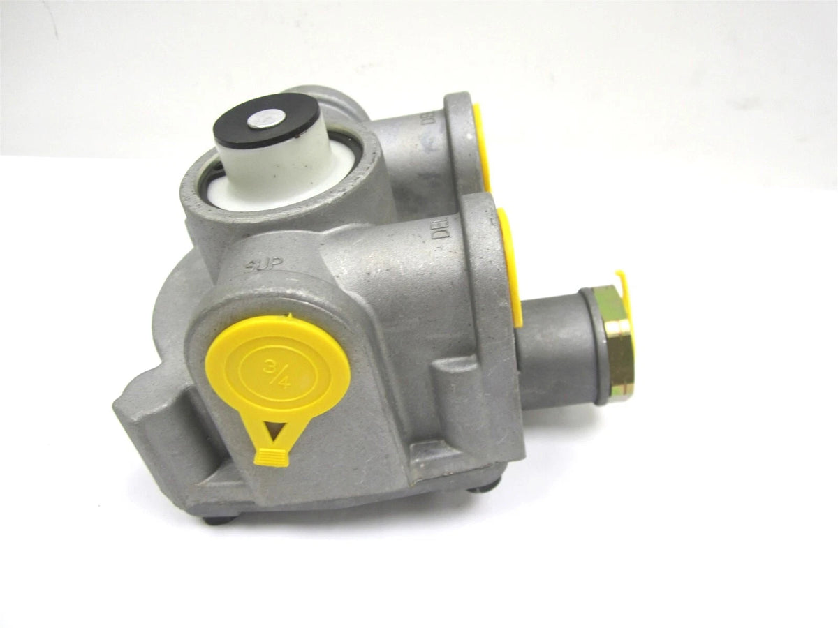 Brake Relay Valve for Newstar S-8255 (4 PSI, Horizontal Ports)