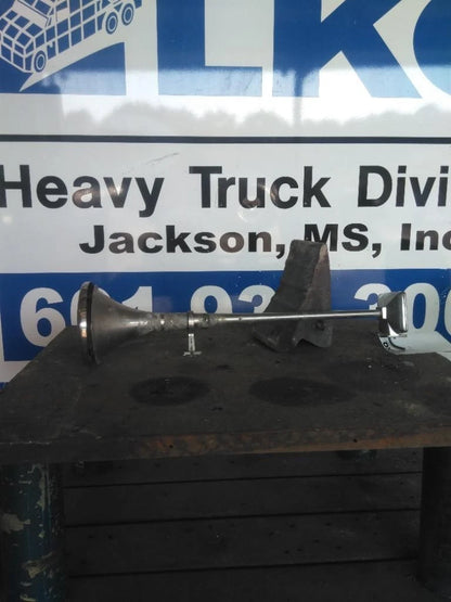 Air Horn for Peterbilt 389 (2011)