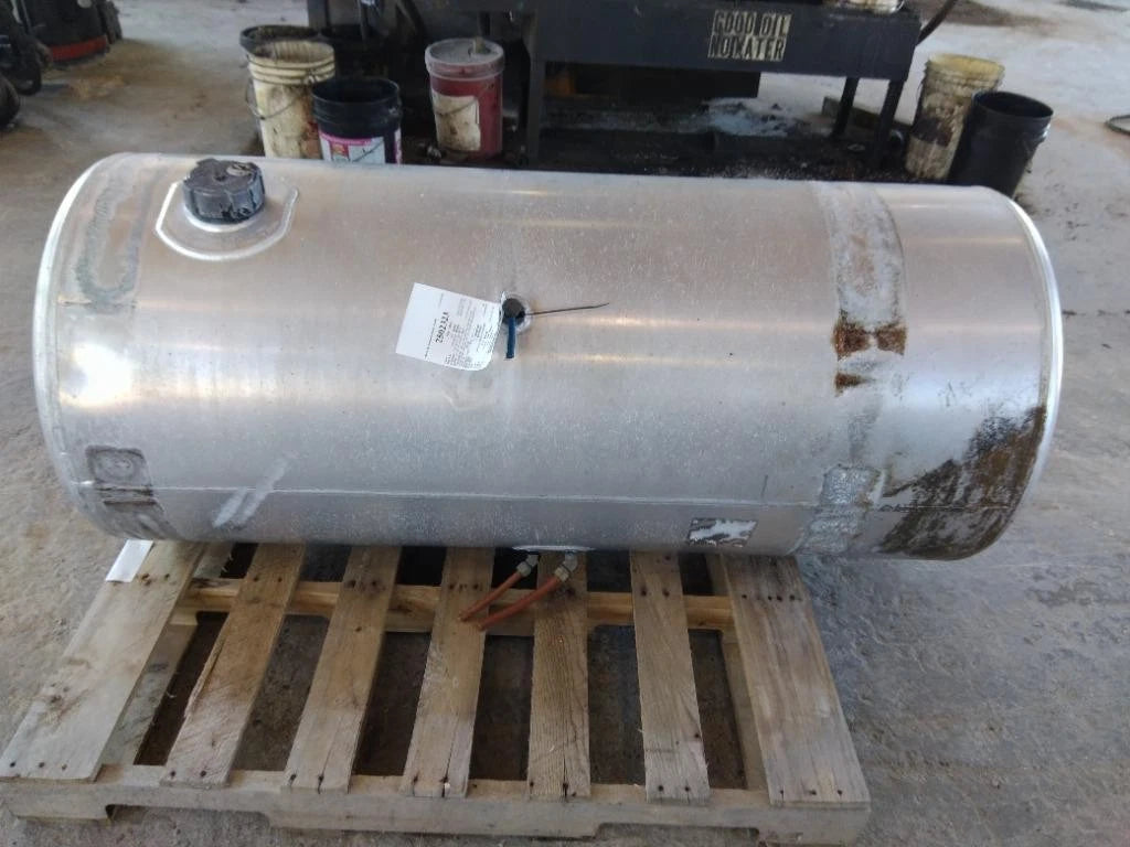Fuel Tank for Freightliner Cascadia 125 (2017) Right