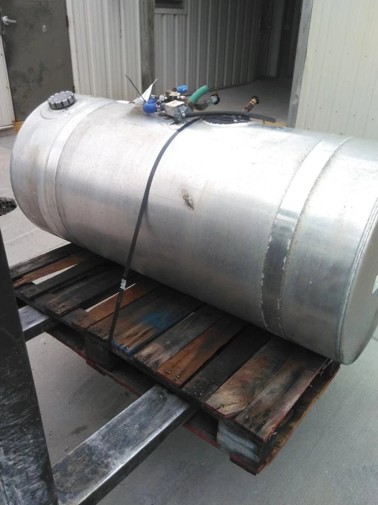 Fuel Tank Right for Kenworth T680 (2020)