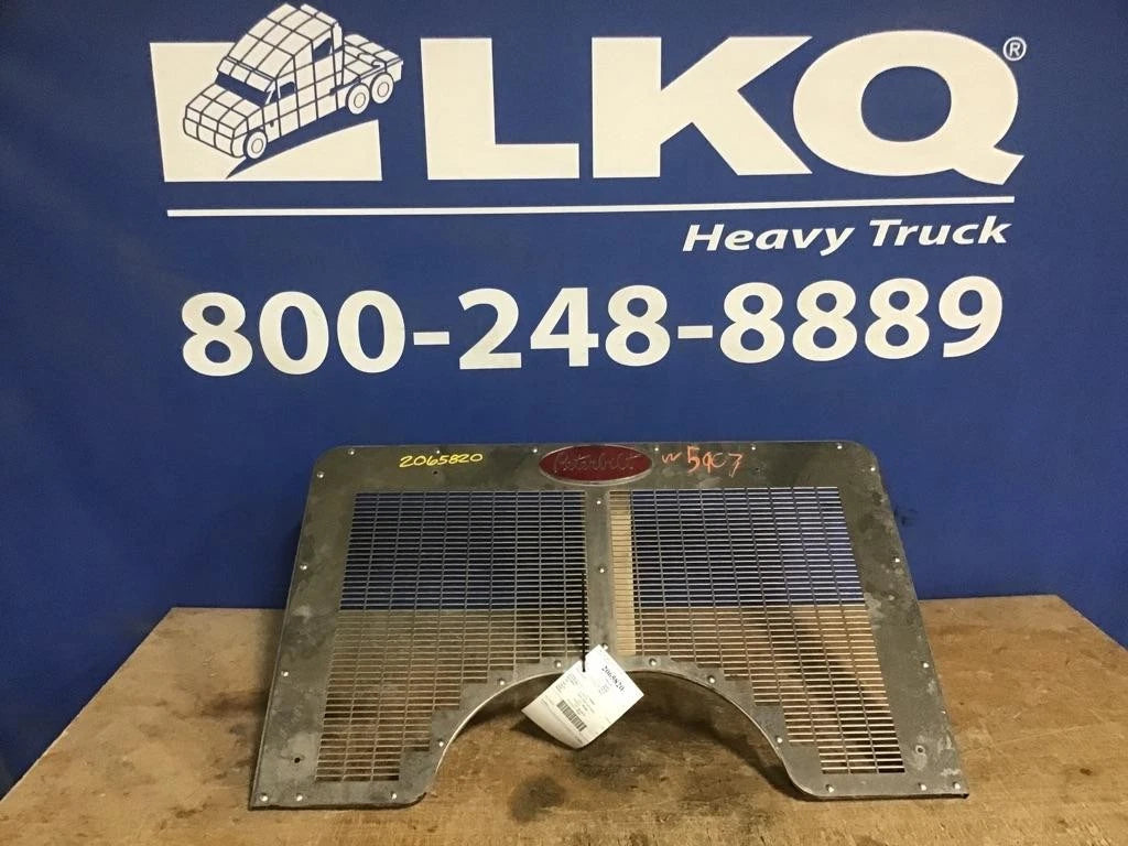 Grille for Peterbilt 320 (2001)