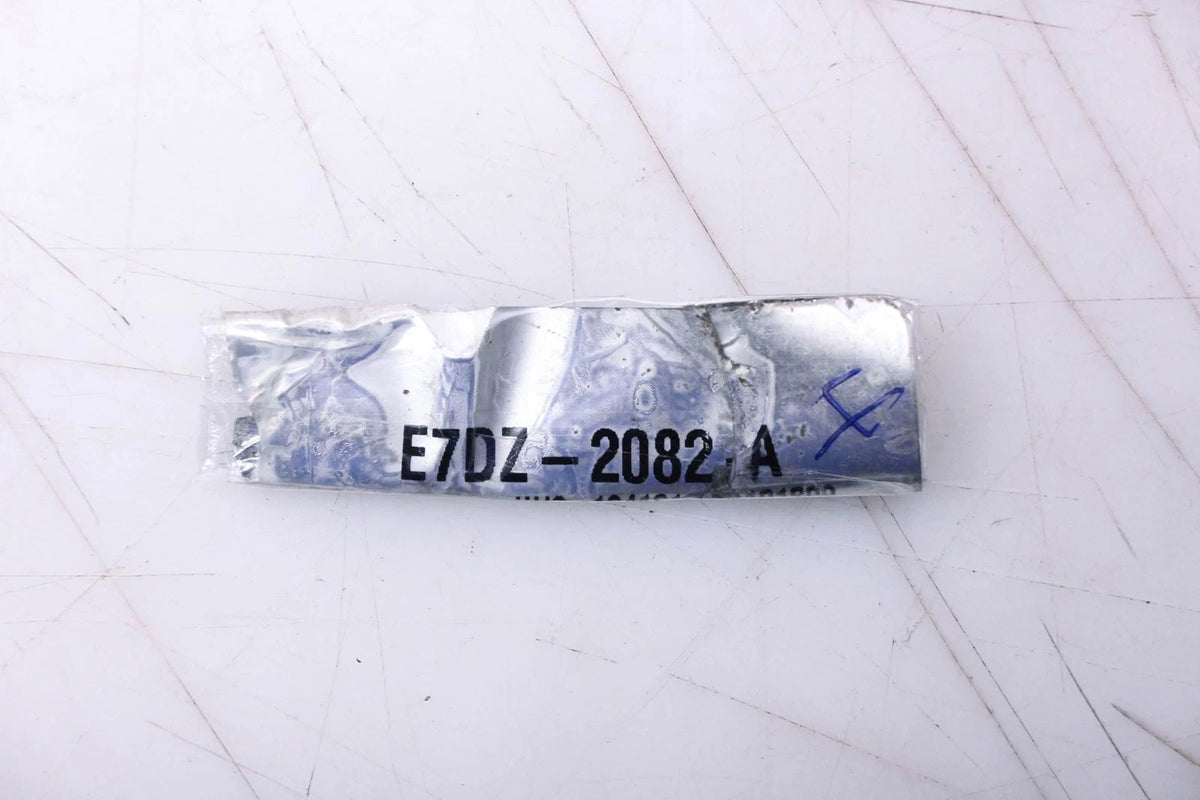 Bracket for Ford (E7DZ-2082-A)