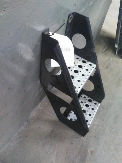 Frame Step for Freightliner Cascadia 125 (2013)
