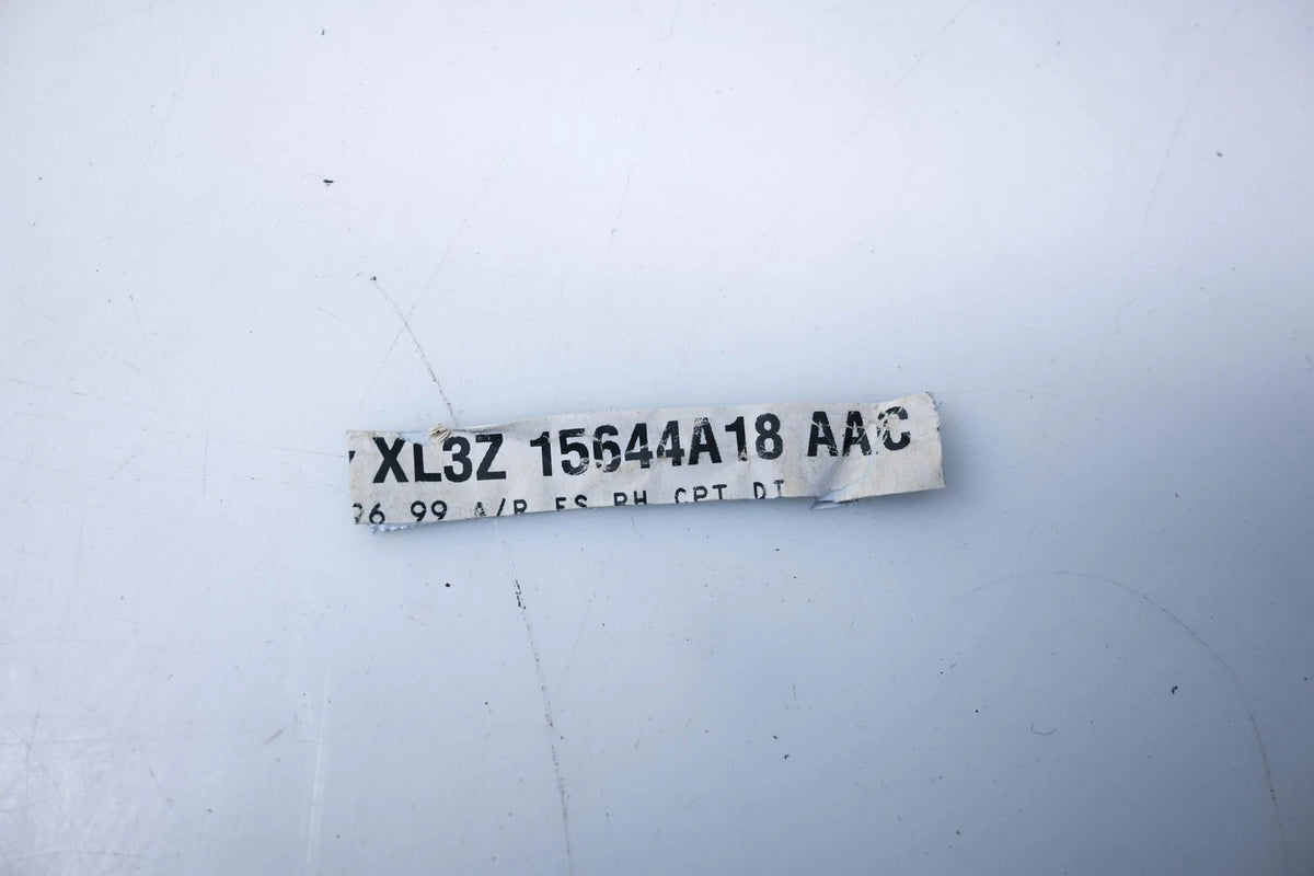 Armrest Cushion Assembly for Ford (XL3Z-15644A18-AAC)