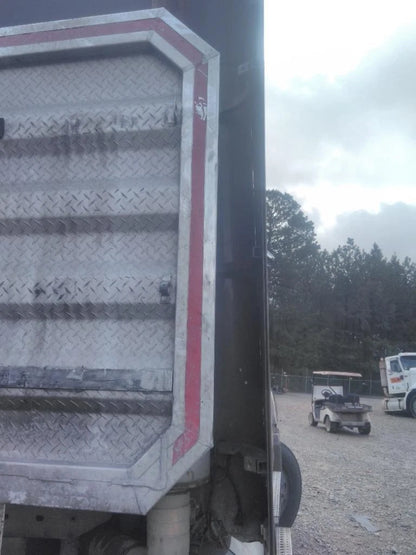 Cab Extension for Freightliner Columbia 120 (2007)