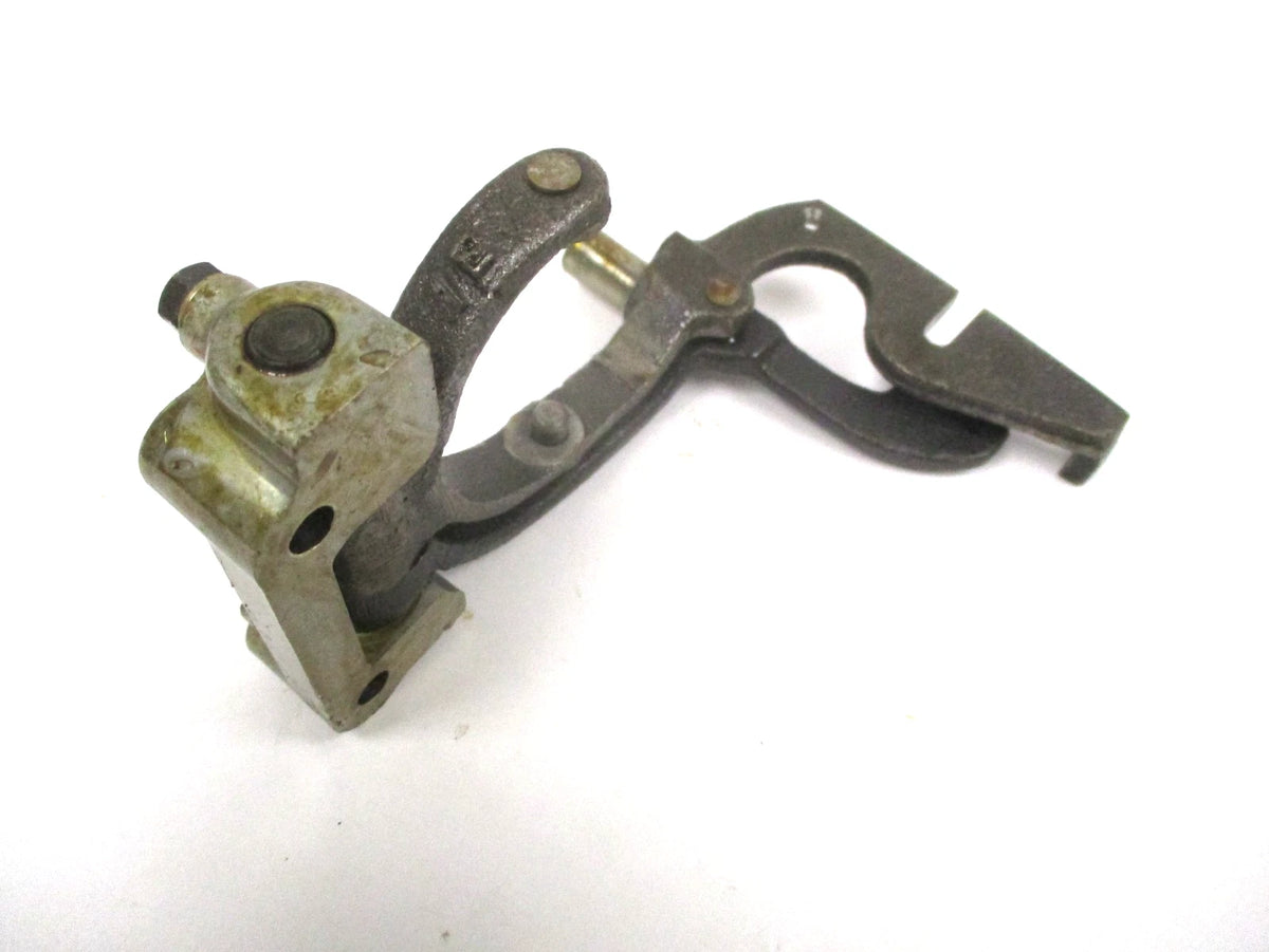 Governor Lever Fork for Kubota B5200 B6200 B7200 (15752-56050)