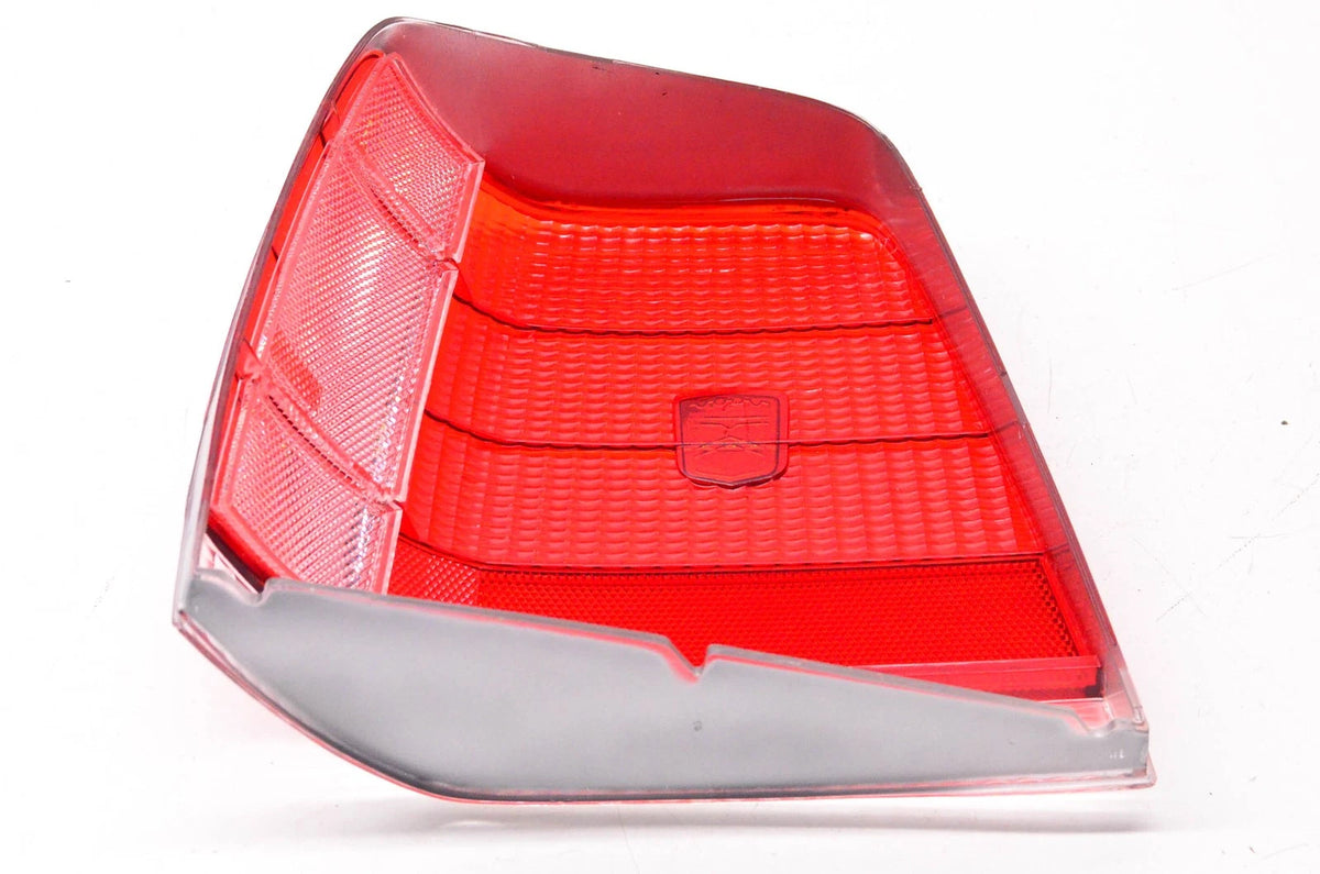 Light Lens for Ford Crown Victoria (E8AZ-13450-B)