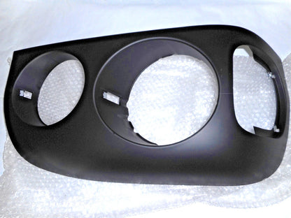 Headlight/Turn Signal Light Bezel RH for Freightliner (A06-20711-001)