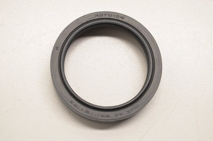 CR 17909 Oil Seal for