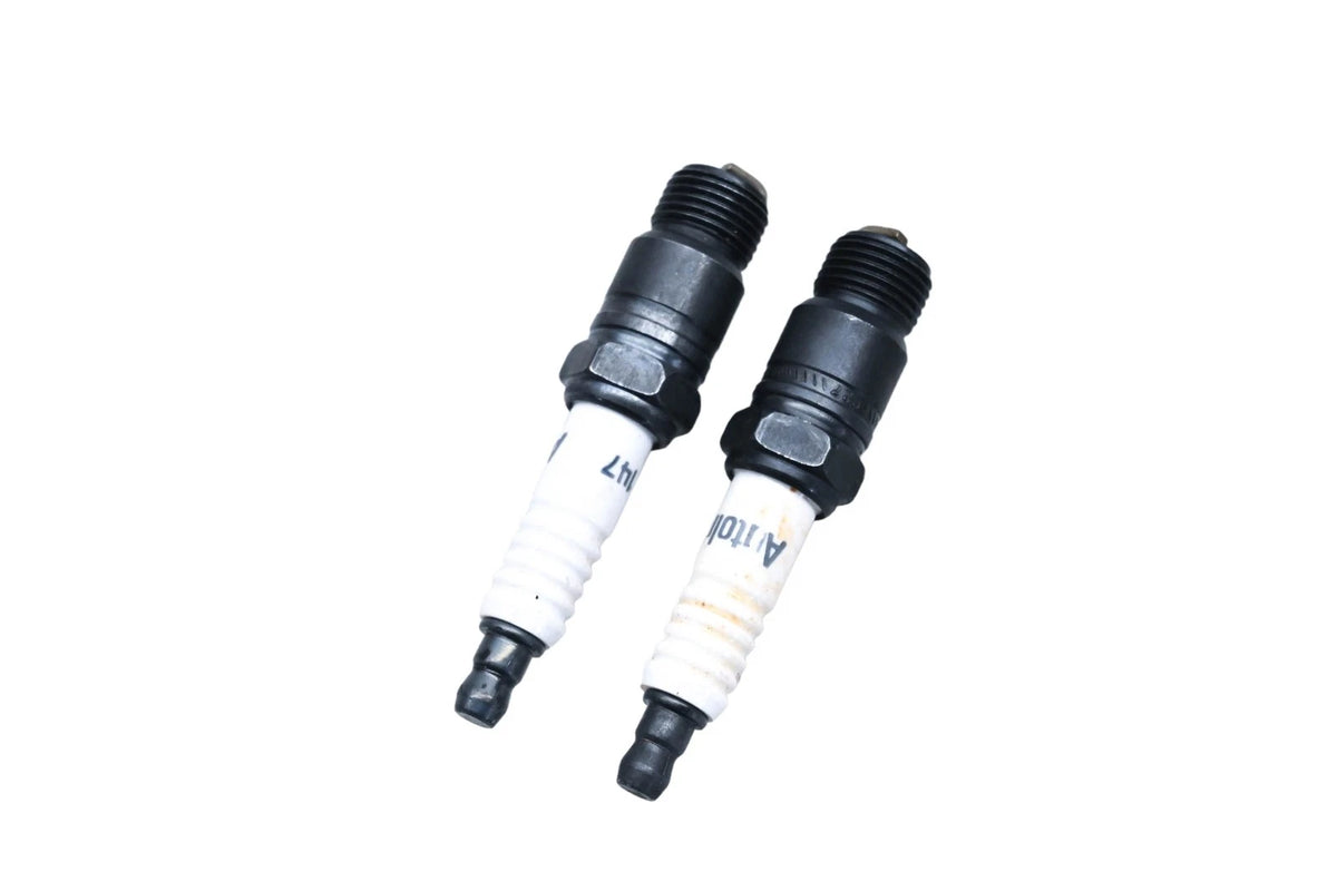 2X Autolite 147 Copper Core Resistor Spark Plugs for