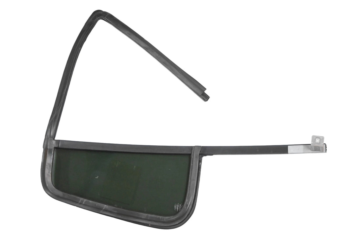 Carlite Rear Right Vent Glass Assembly for
