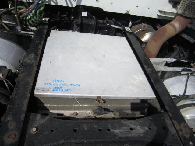 Battery Box for Peterbilt 579 (2015)