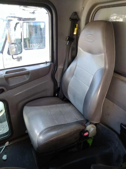 Front Seat for Peterbilt 337 (2012)