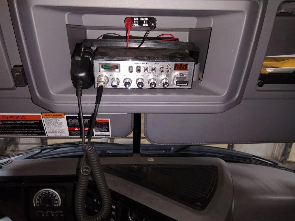 Radio A/V Equipment for Mack Anthem (2021)