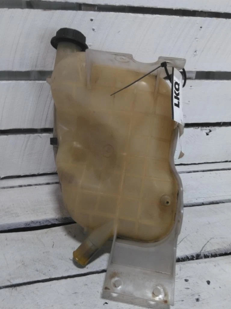 Radiator Overflow Tank for International MV607 (2022)