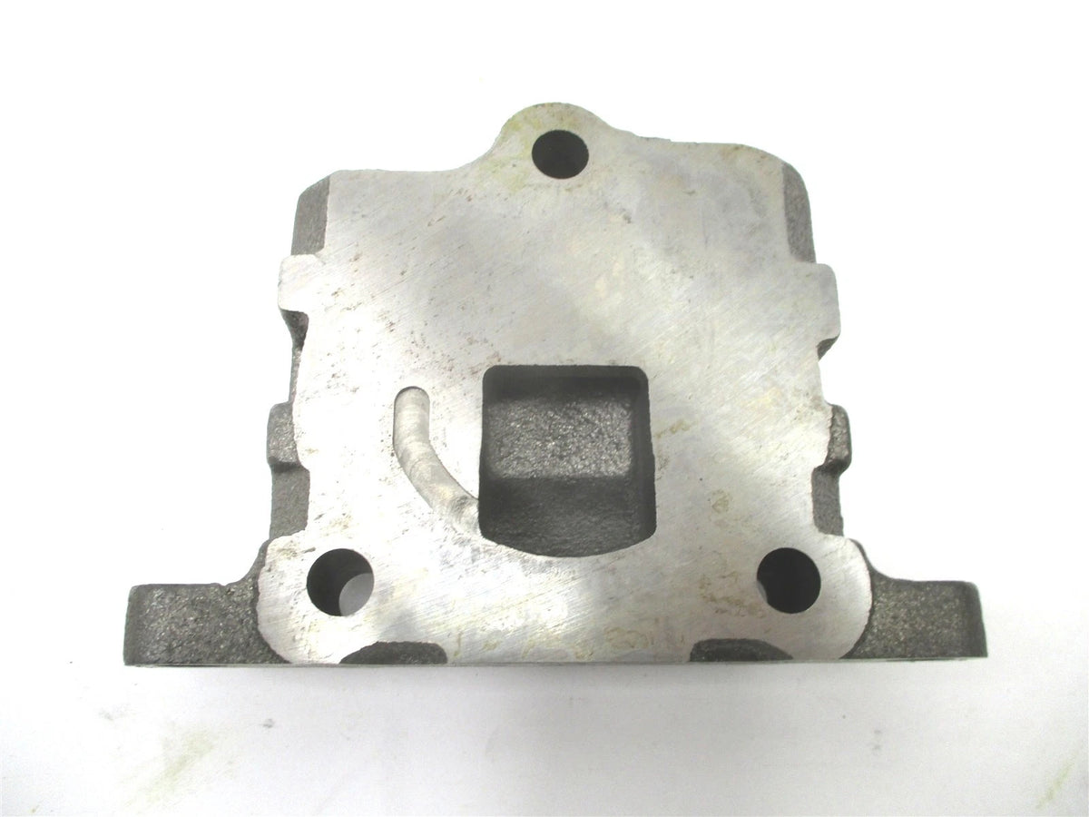 Outlet Valve Assembly for Kubota KX121-2 KX161-2 KX91-2 (RC101-70150)