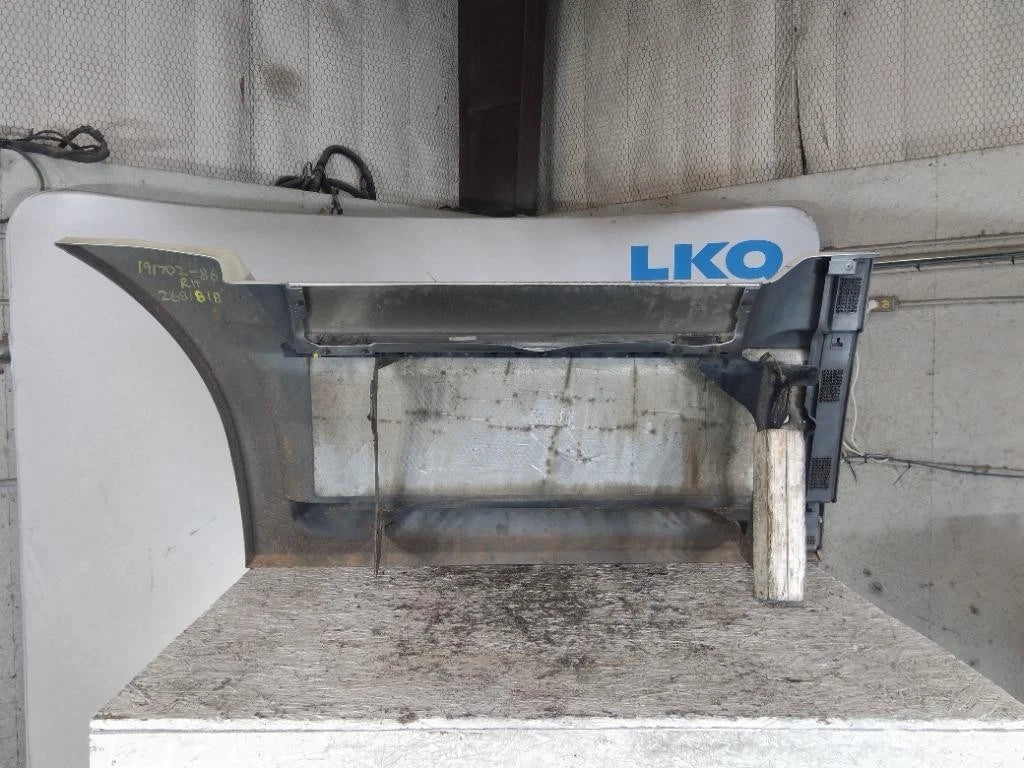 Side Fairing Right for Freightliner Cascadia 126 (2018)