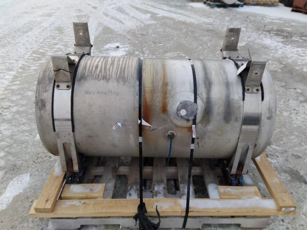 Fuel Tank Left for Sterling A9500 (1999–2010) MN