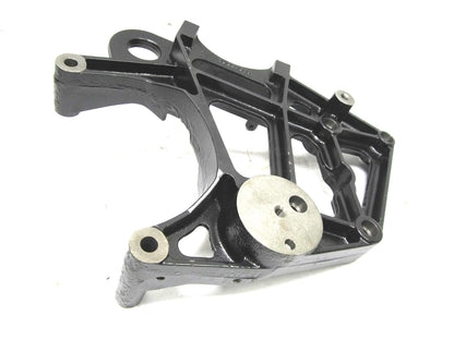 Alternator and Refrigeration Mounting Bracket for International (1840439C1, 1840439C2)