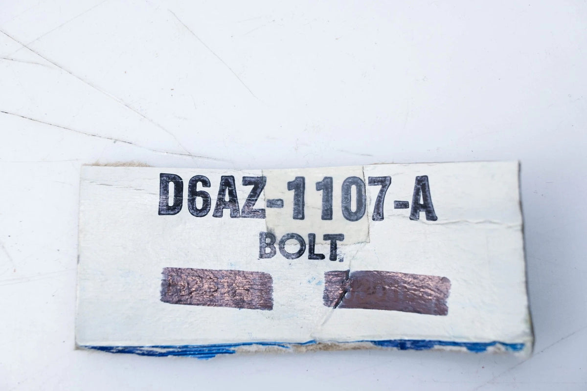 Wheel Lug Stud Bolt for Ford (D6AZ-1107-A)