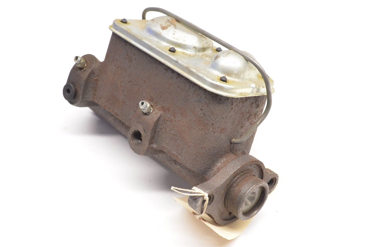 Brake Master Cylinder for EIS E77033 (NOS)