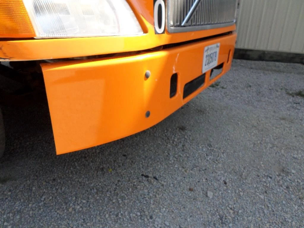 Bumper for Volvo VNM (1998–2003)