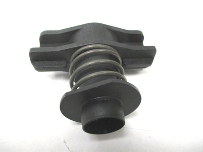 Oil Reservoir Spring Lock for Volvo (1696359)