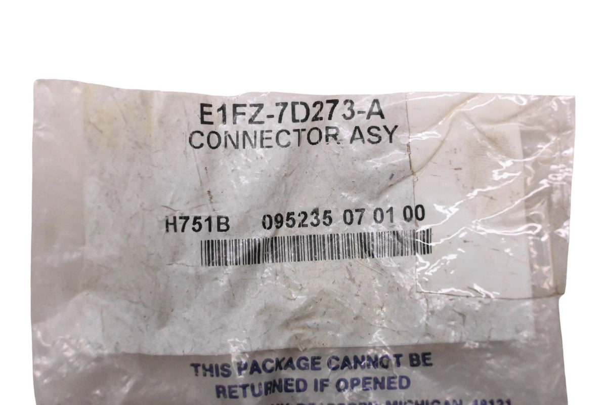 Oil Cooler Tube Connector for Ford (E1FZ-7D273-A) (NOS)
