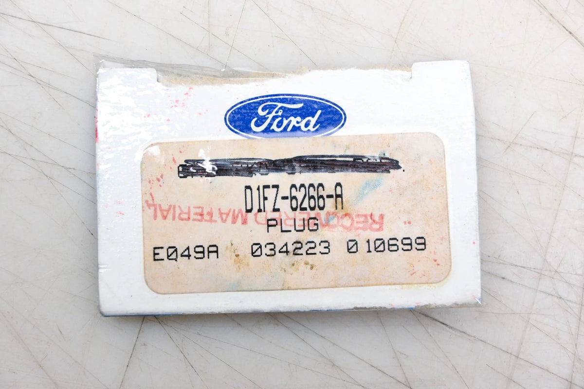 2X Engine Expansion Plugs for Ford (D1FZ-6266-A)