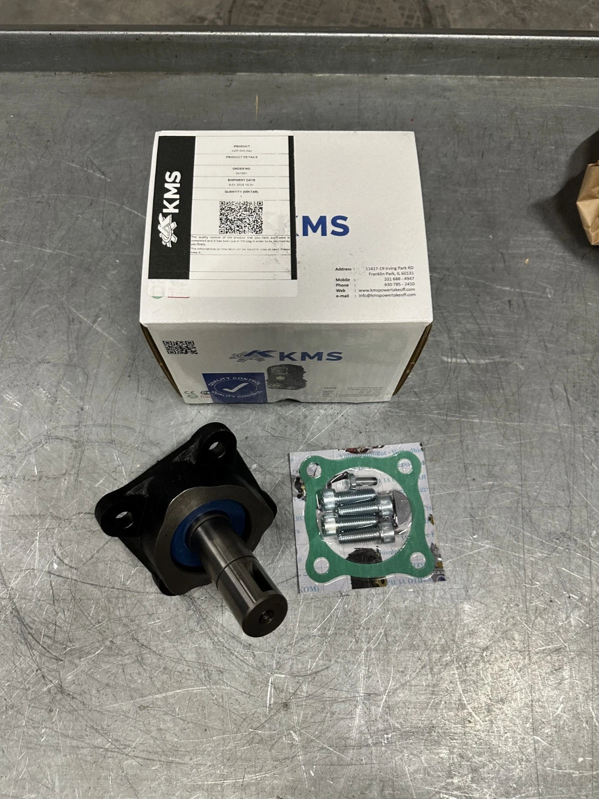 PTO Adapter for Universal DIN 5462 to 1¼” Round Keyed Shaft