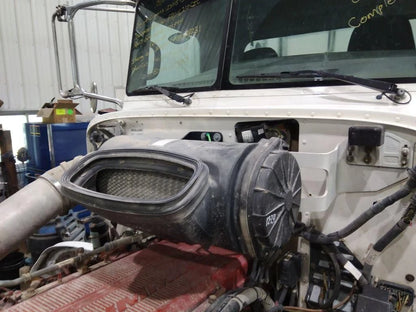 Air Cleaner for Peterbilt 386 (2012)