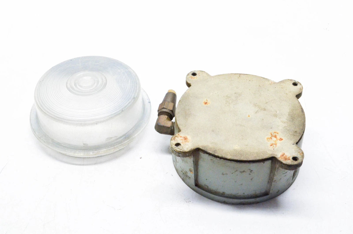 Betts B-47J 71ST Round Lamp Assembly for