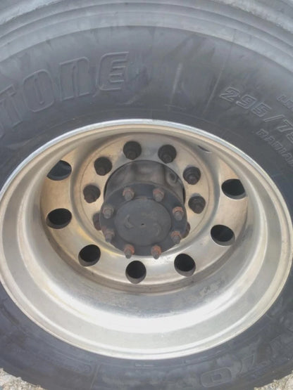 Aluminum 10 Lug Hub for HUB Piloted Vehicles (2016)