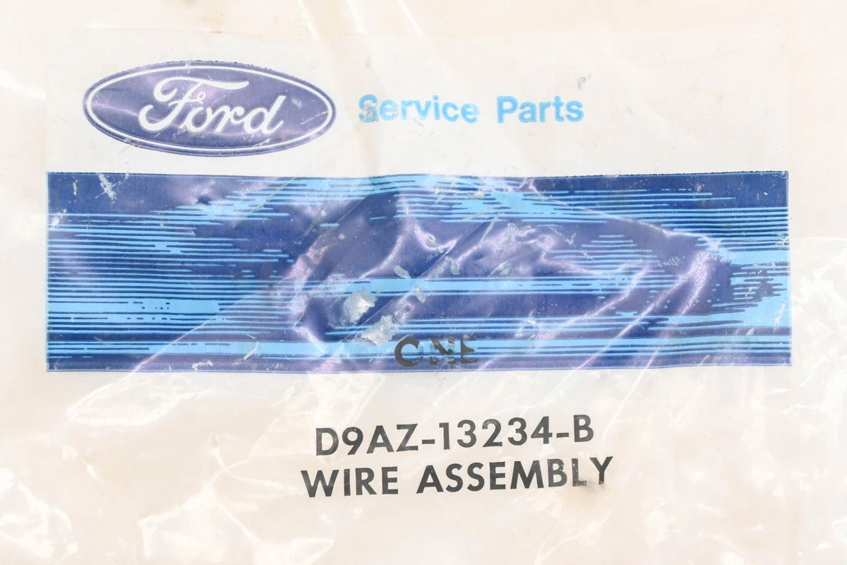 Marker Lamp Socket Harness for Ford (D9AZ-13234-B)
