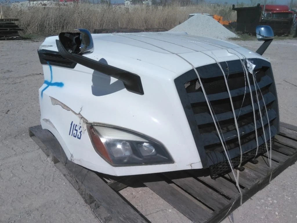 Hood for Freightliner Cascadia 125 (2019)