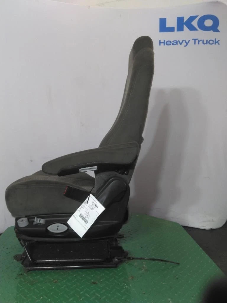Front Seat for Kenworth T680 (2019)