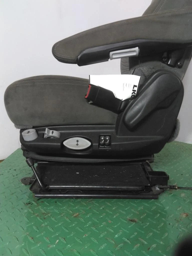 Front Seat for Kenworth T680 (2019)