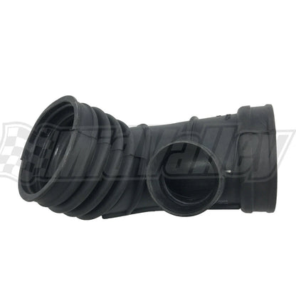 Black Rubber Air Intake Hose for BMW 525i 528i Z3 (1997–2002) 13541435625