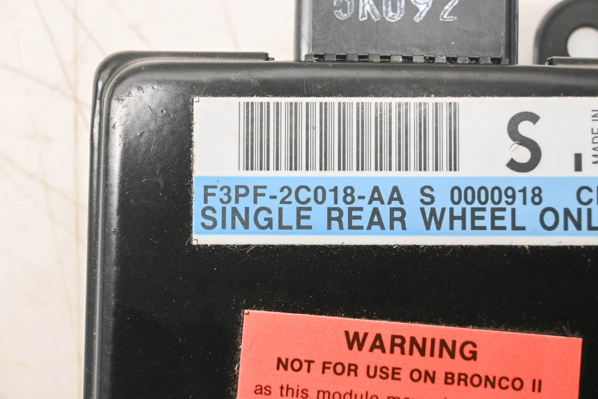 ABS Brake Control Module Assembly for Ford (F3PF-2C018-AA)