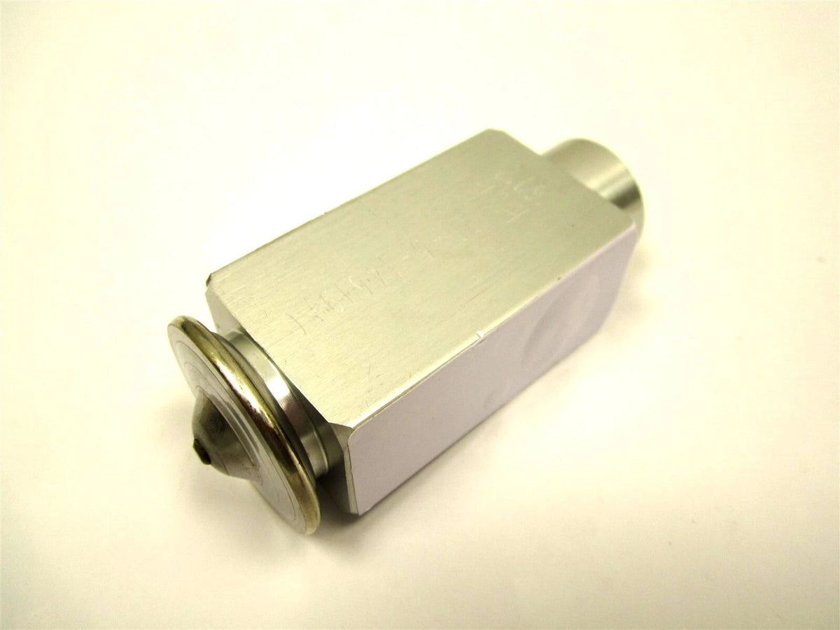 Red Dot AC Expansion Valve for International 4100 4200 4300 4400 (RD-5-14619-0P)