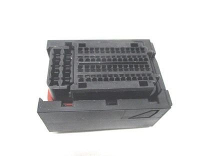 Body Connector for International (6113125C1)
