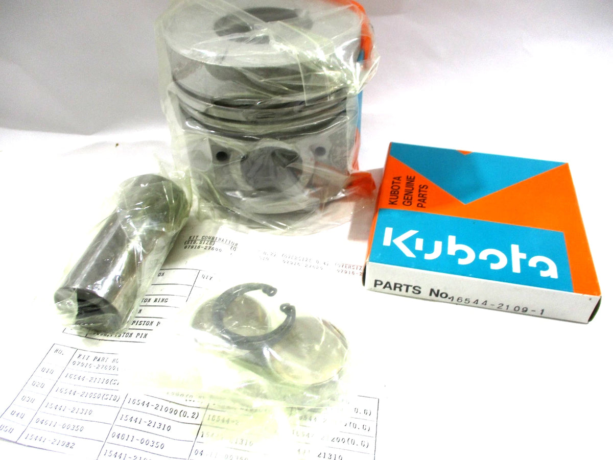 Piston and Ring Kit for Kubota V4702-TA (07916-27610)