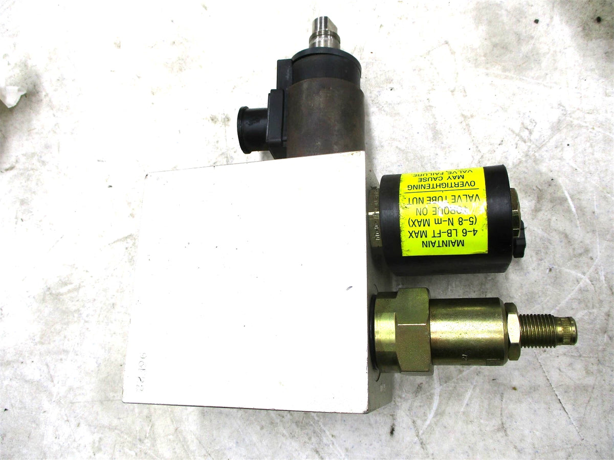 Hydrostatic Pump Solenoid Valve for Case 7000 7700 (00409715)