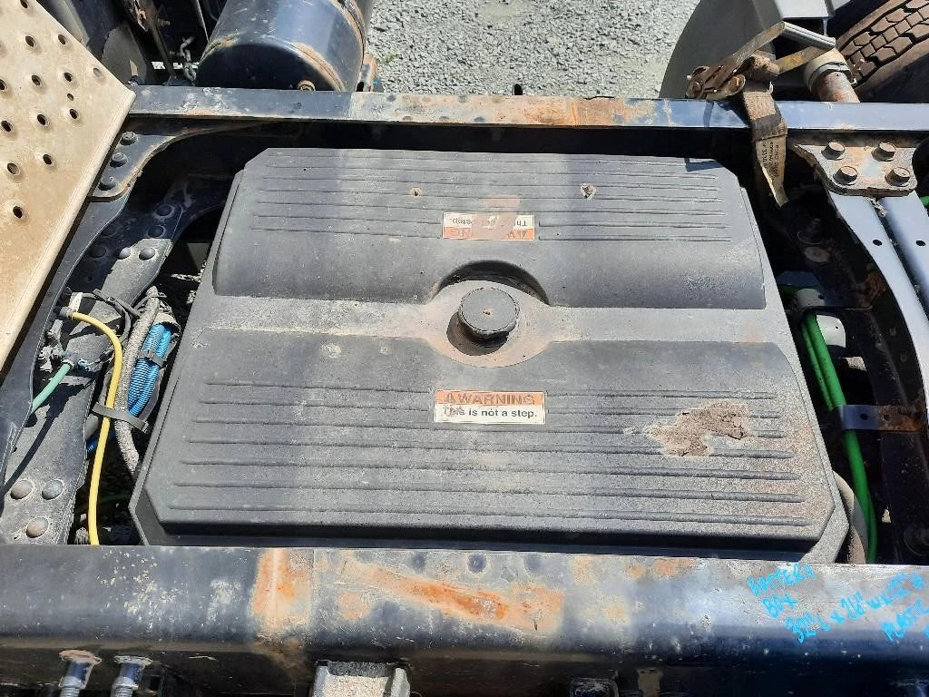 Battery Box for Freightliner Cascadia 126 (2021)