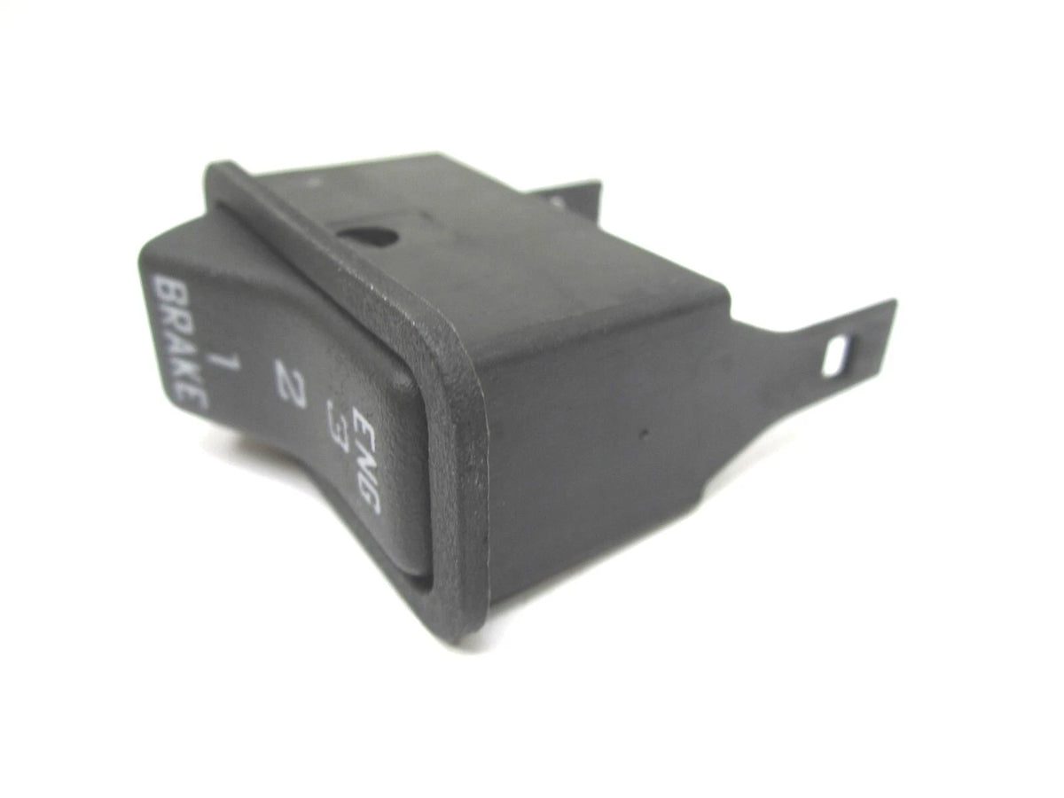 2X 5th Wheel Lock Switch for International (3597369C1, 035S272162)